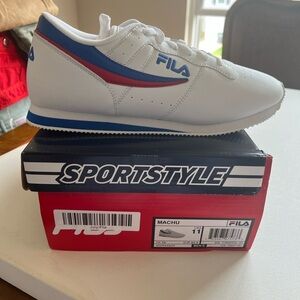 NIB Men's Fila Machu Low Profile Red/White/Blue Accents 🔥🔥
